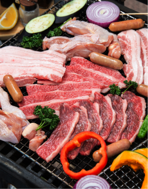 写真：BBQでお召し上がりいただける牛肉や豚肉などの食材